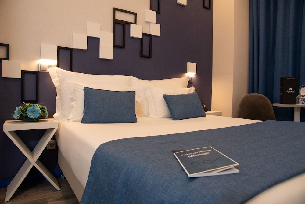 Be Poet Baixa Hotel Standard Room 5