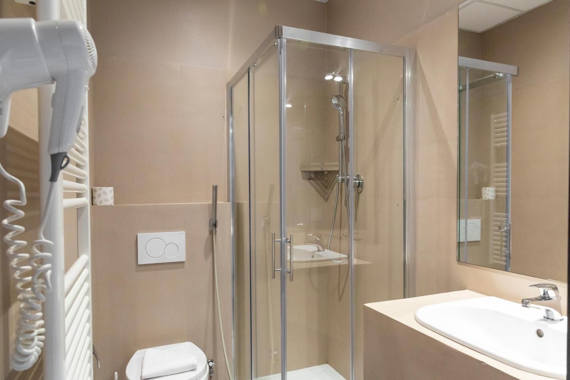 undefined Plus Florence - Hostel 8