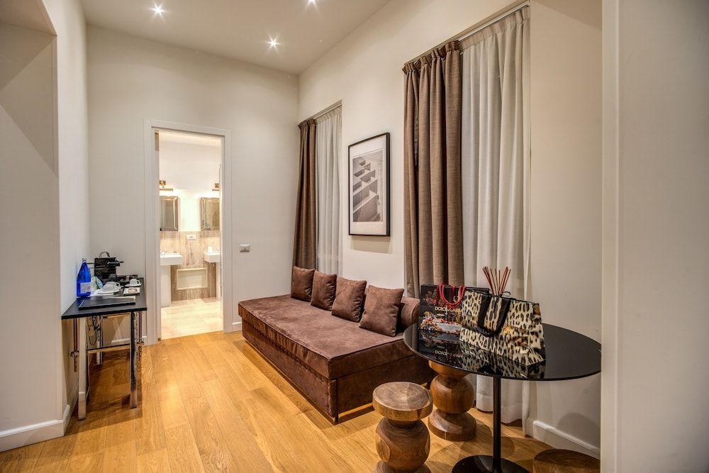 undefined The Talent Hotel 9