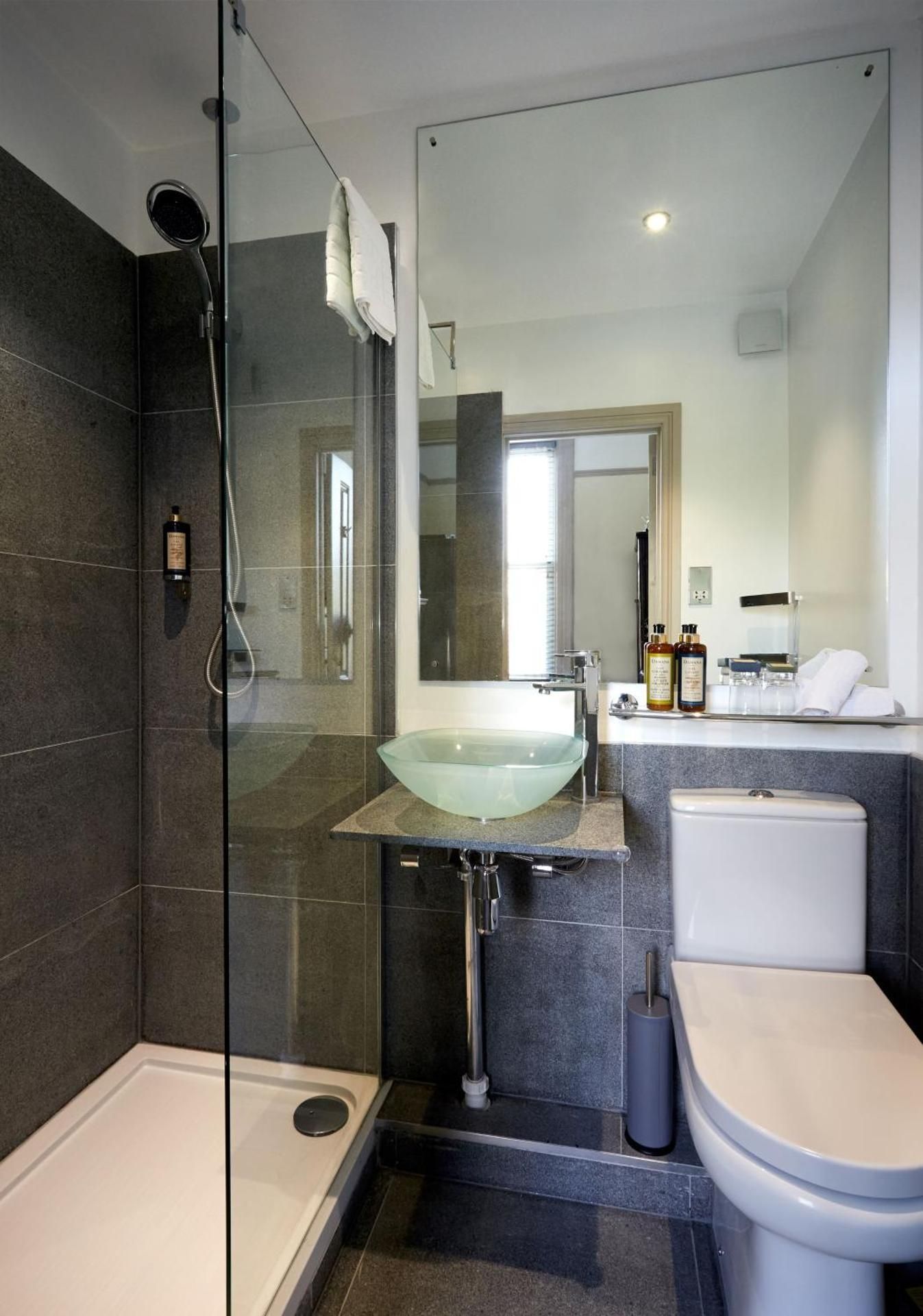 undefined Dorian House 6