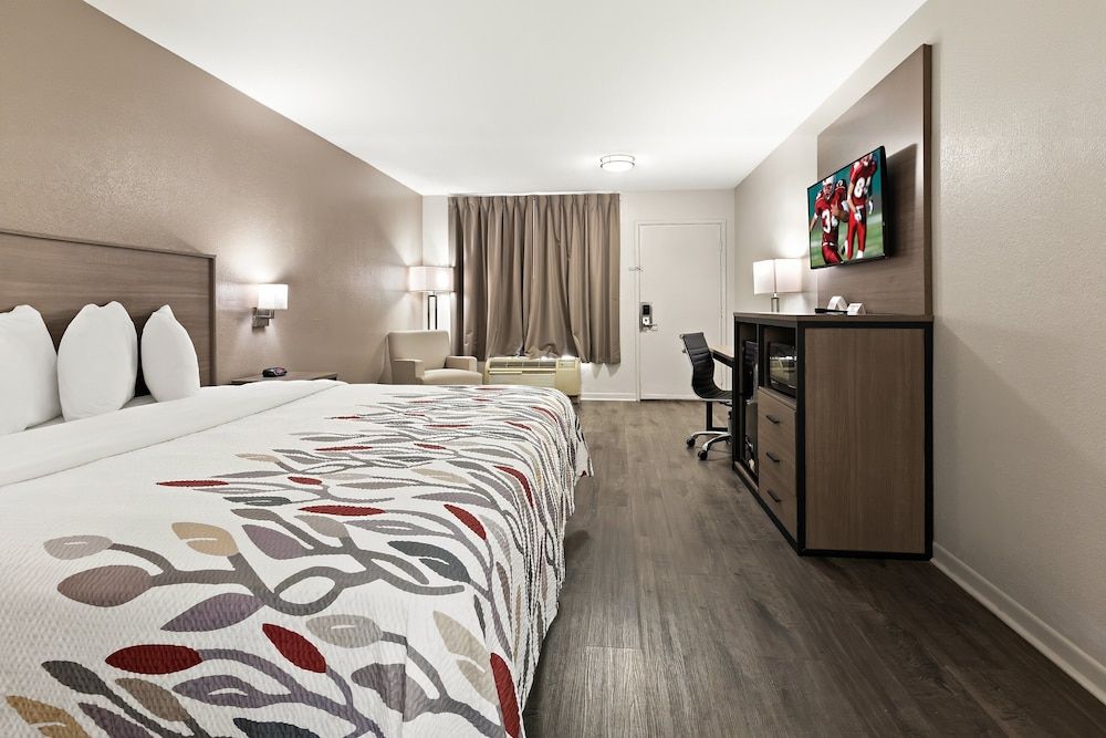 Deluxe Room, 1 King Bed, Non Smoking