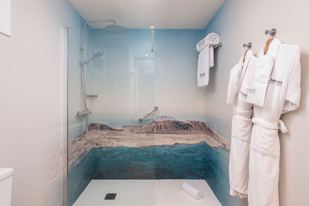 Barceló Lanzarote Royal Level Junior Suite, Sea View (Deluxe - 2 Adults 1 Child) 4