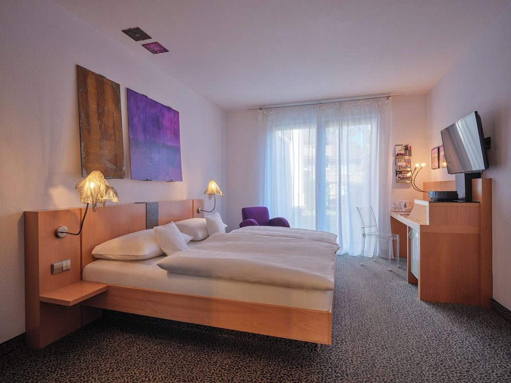 Mintrops Stadt Hotel Margarethenhöhe Comfort Double Room With Garden Access 4
