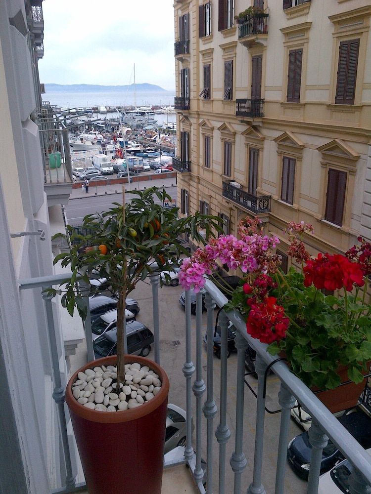 undefined H Rooms Boutique Hotel 5