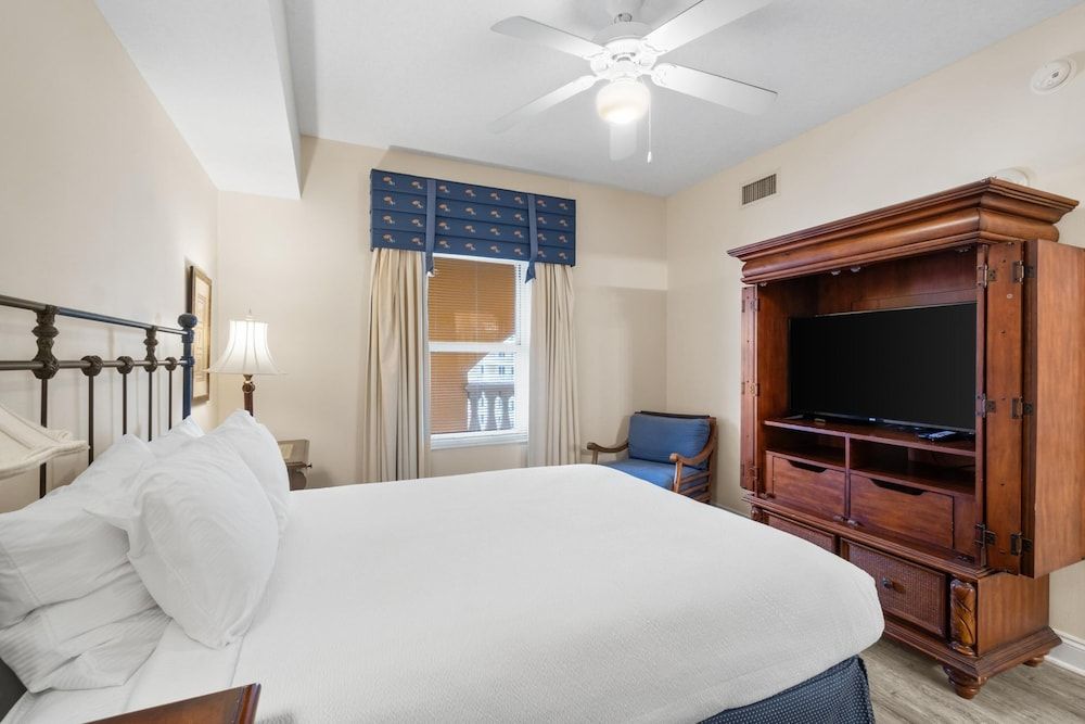 Condo, 3 Bedrooms, Beach View (1108W)
