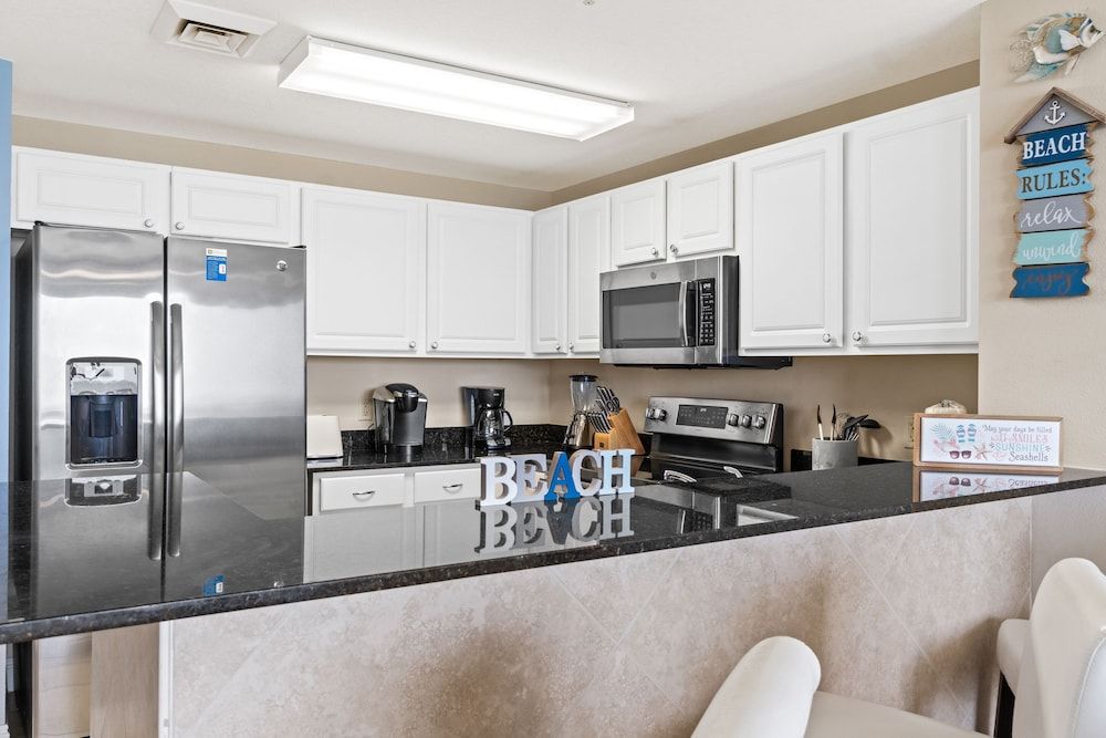 Condo, 1 Bedroom, Ocean View (1705E)