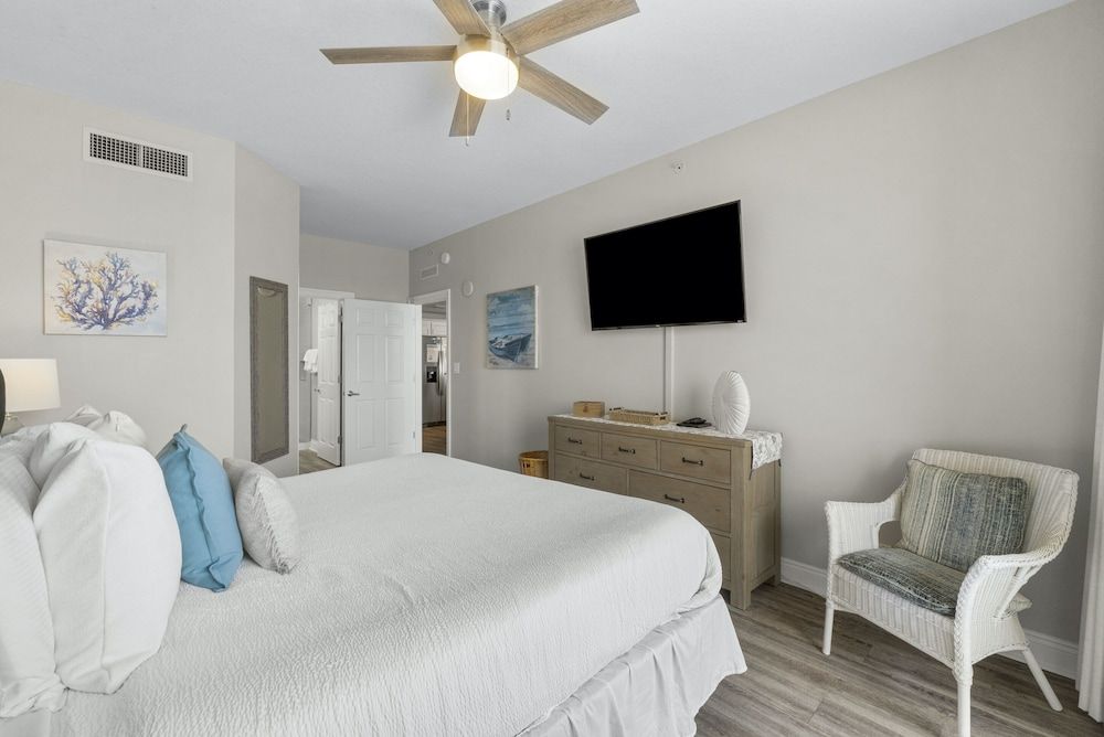 Condo, 3 Bedrooms, Sea View (608W)