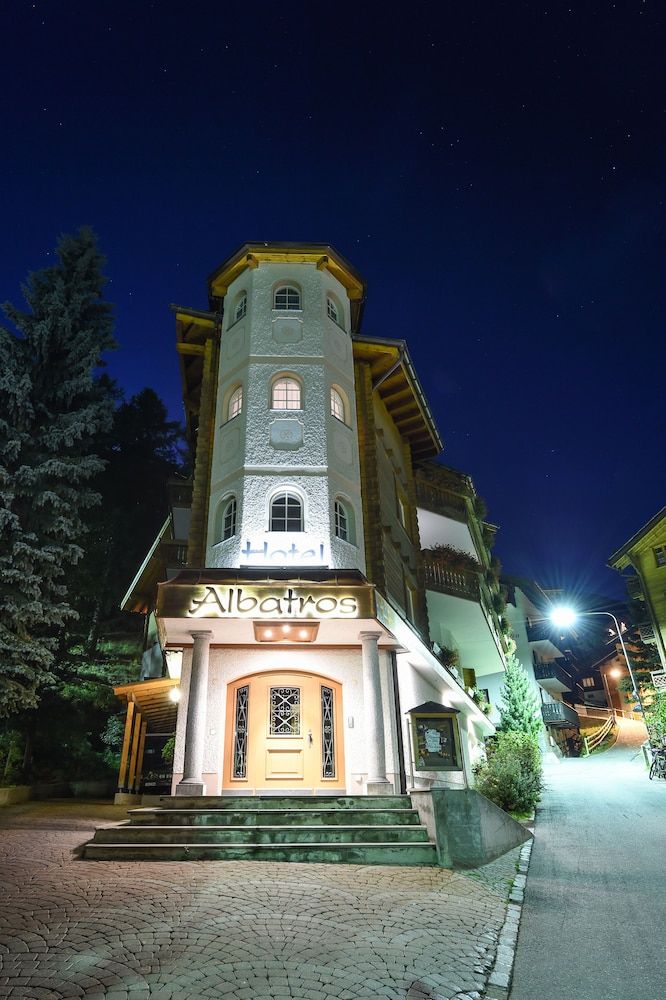 undefined Hotel Albatros Zermatt 7
