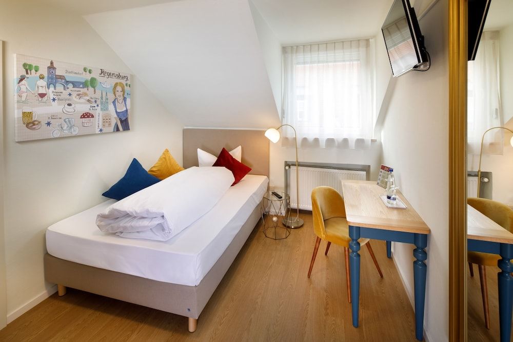 Rosi Boutique Hotel Standard Single Room 2