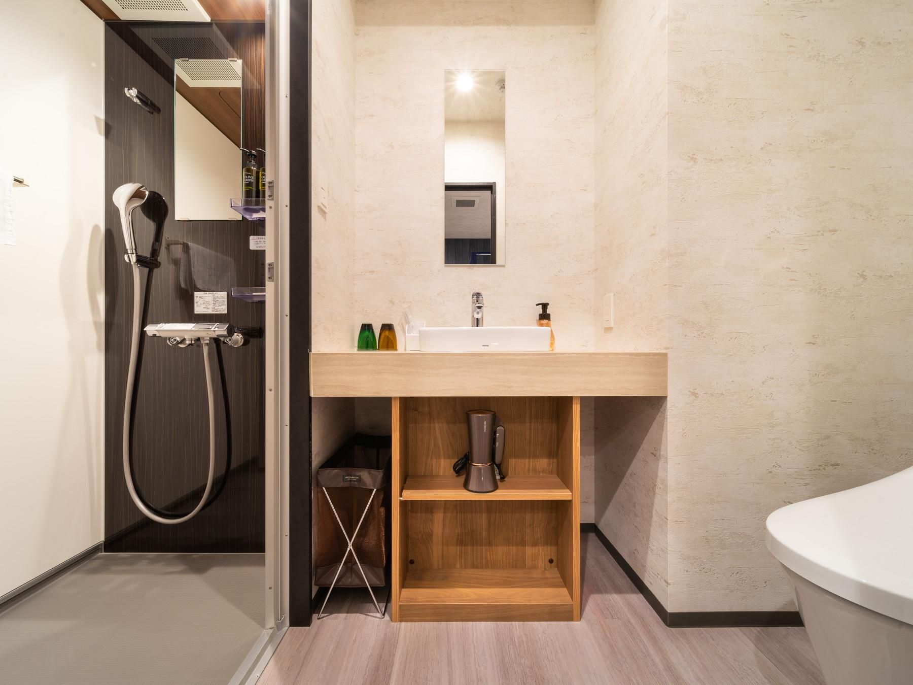 undefined WELLSTAY Namba 9