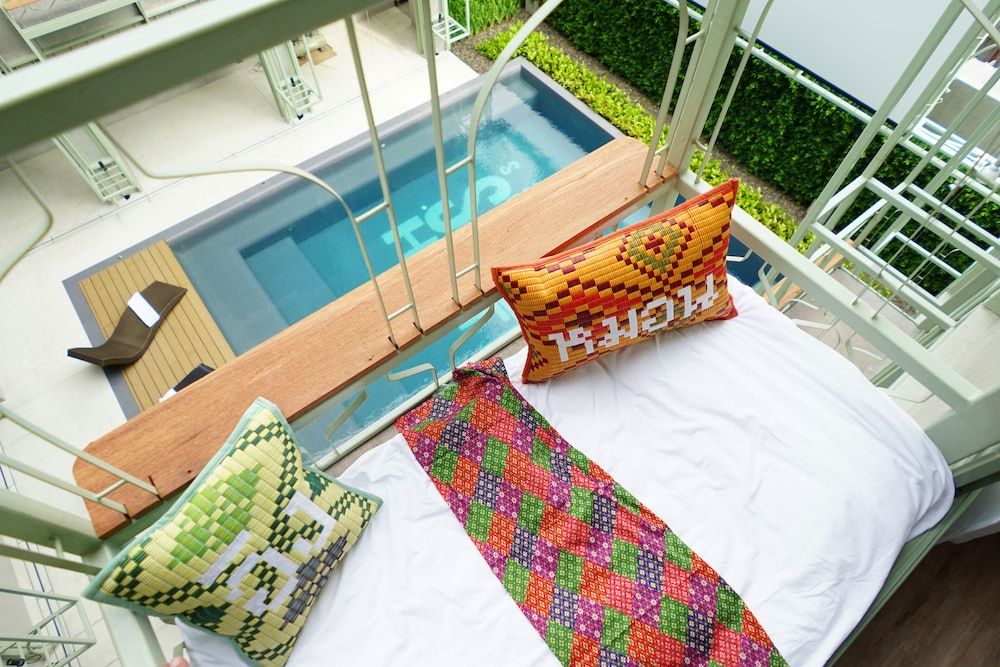 undefined Samsen Street Hotel 4