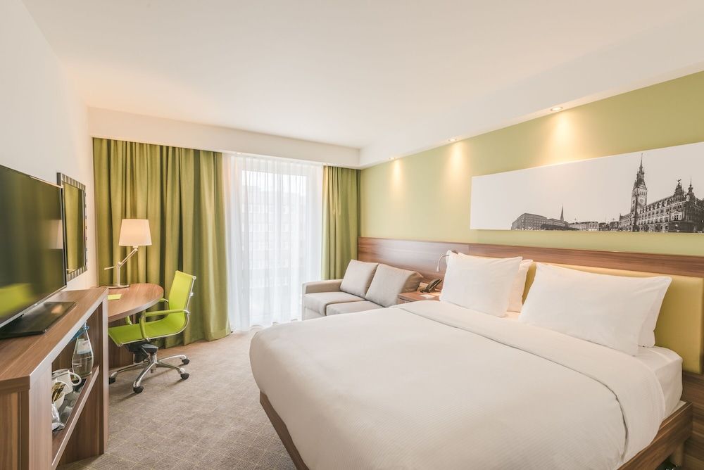 Room, 1 Queen Bed with Sofa bed (1 Queen Bed with Sofa Bed)