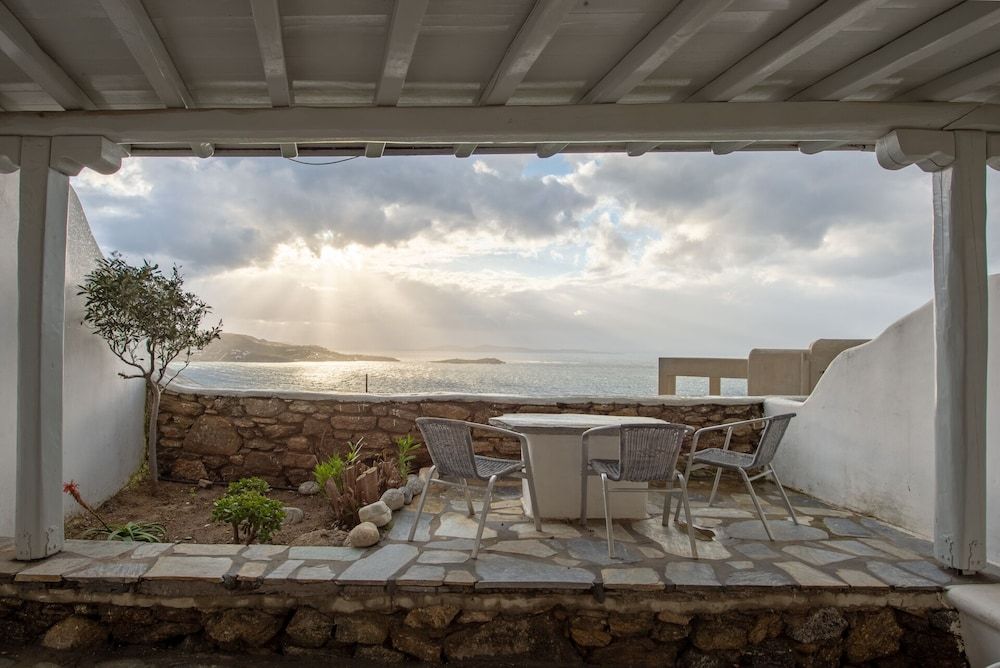 undefined Maroulinas View Studios & Apartments 7