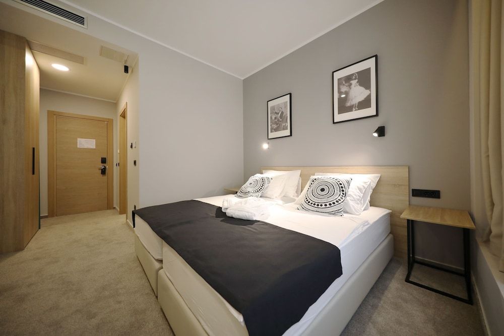 Teatro Verdi Hotel Standard Double Room 4