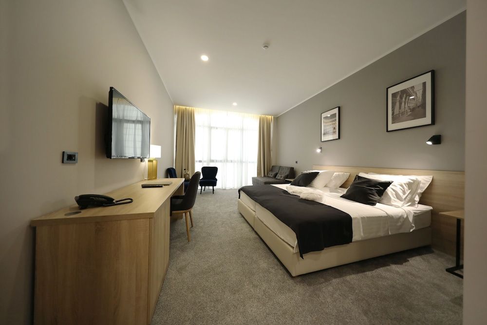 Teatro Verdi Hotel Deluxe Double Room 2