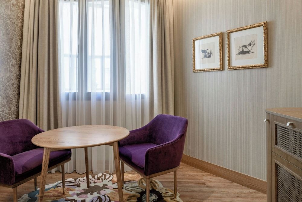 Querencia de Sevilla Autograph Collection Deluxe Room, 1 Queen Bed, Non Smoking 8