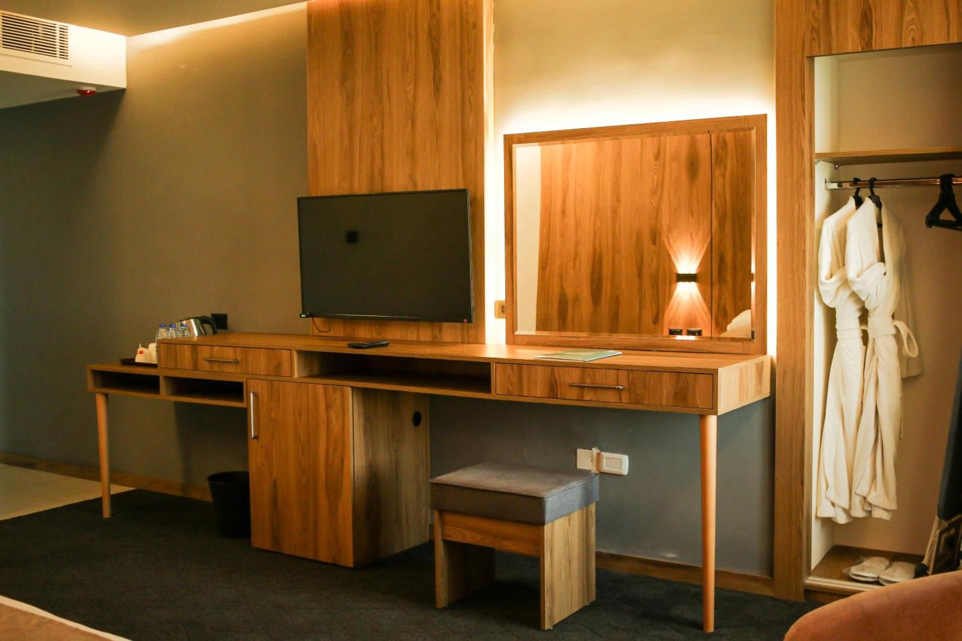 undefined Sandy Palace Hotel 5