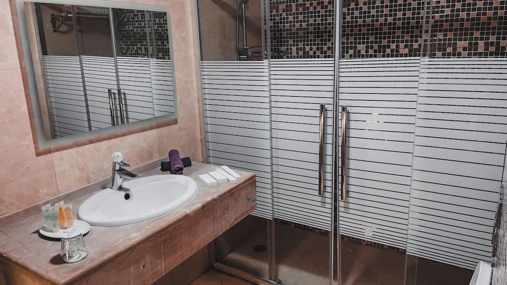 undefined Sandy Palace Hotel 9