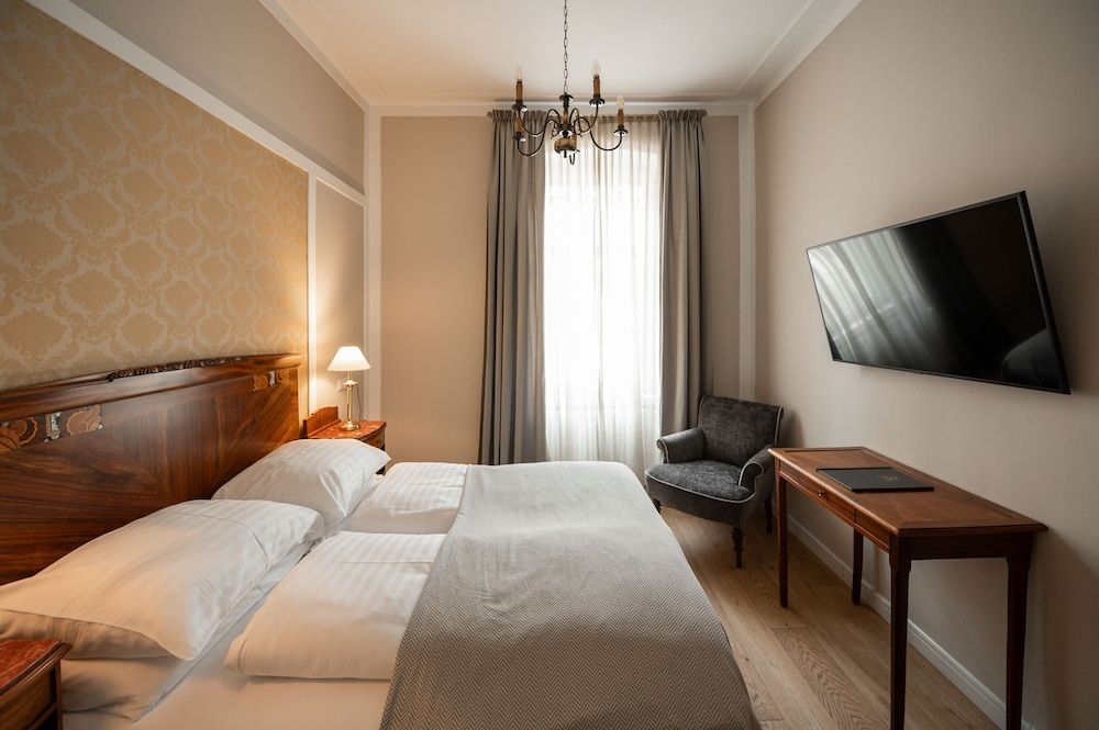 Hotel Europa Splendid Comfort Double or Twin Room 9