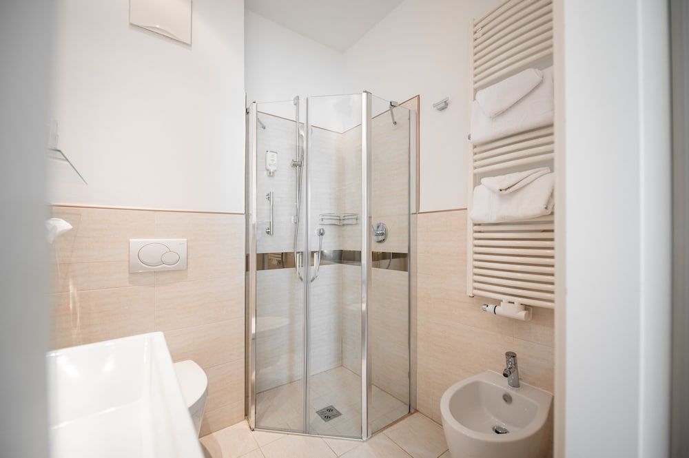 Hotel Europa Splendid Deluxe Double or Twin Room 7