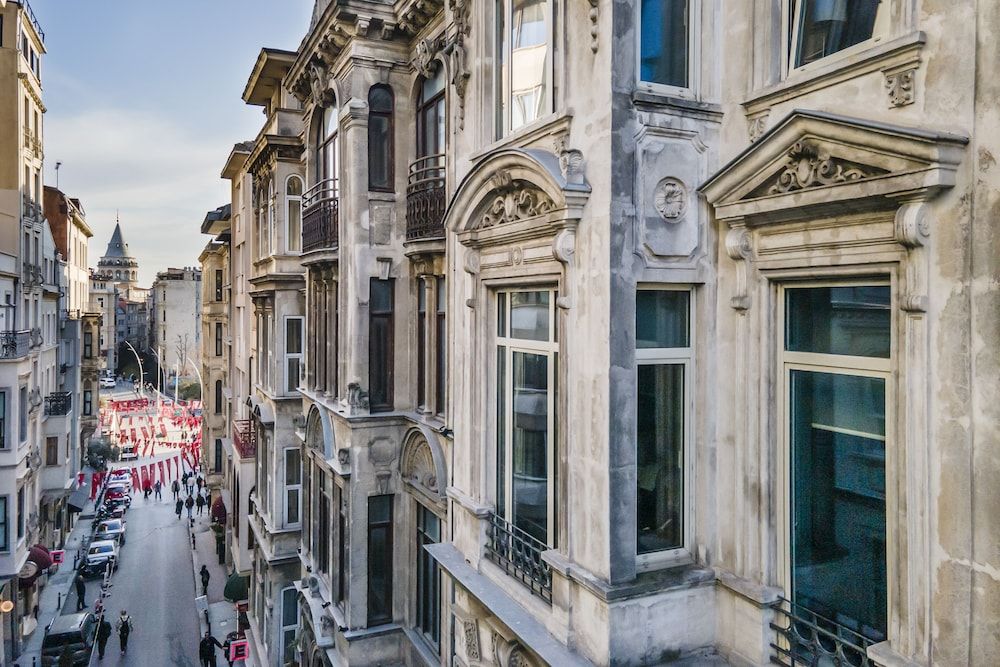 undefined Ansen Suites 6