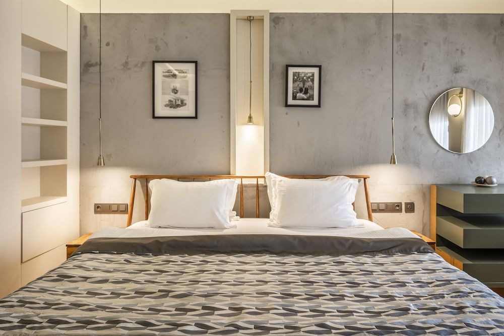 Ansen Suites Superior Suite 23