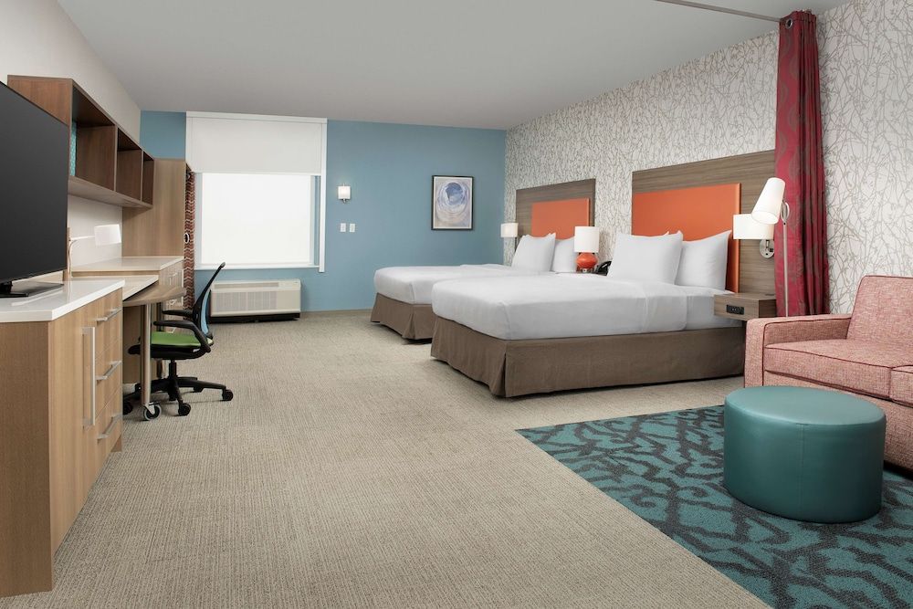 Studio, 2 Queen Beds, Accessible, Bathtub