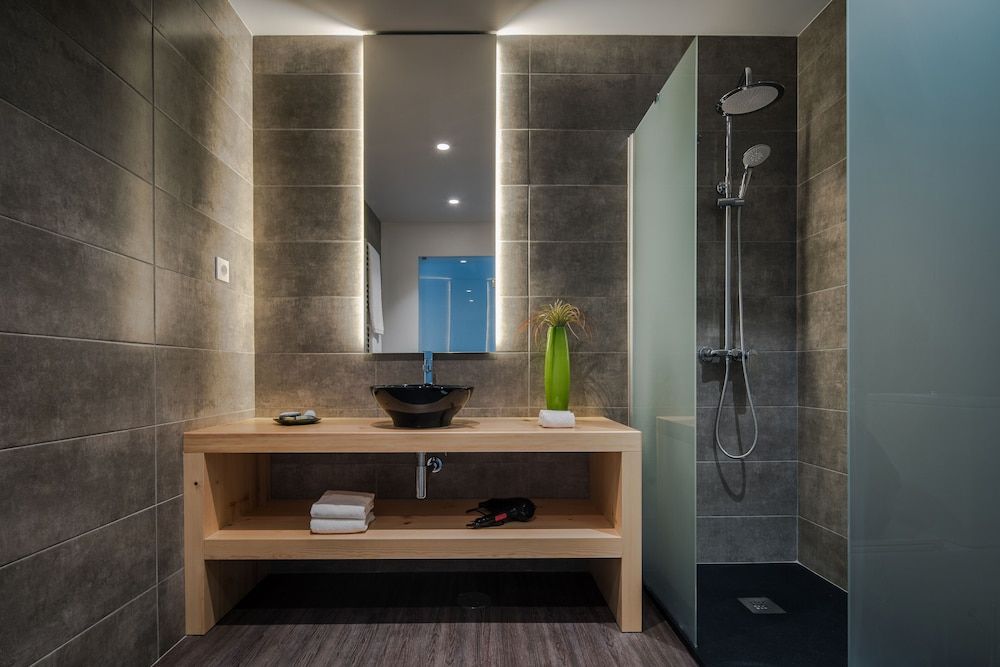 Senhora da Rosa Tradition & Nature Hotel Deluxe Double or Twin Room 5