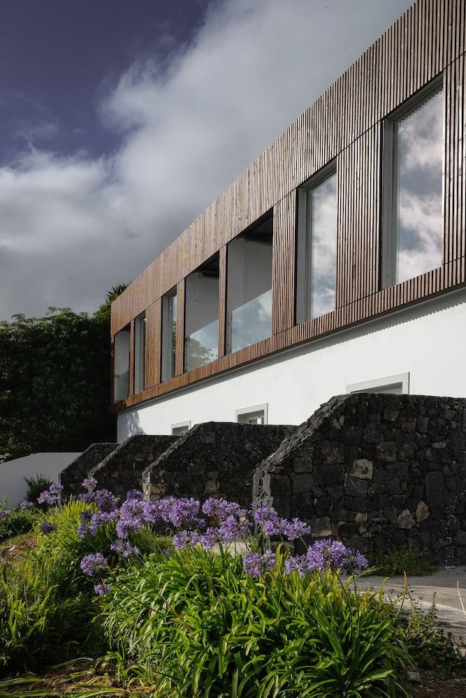 Senhora da Rosa Tradition & Nature Hotel Deluxe Double or Twin Room 4