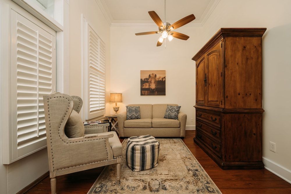 The Kendall Blanco House 2 4