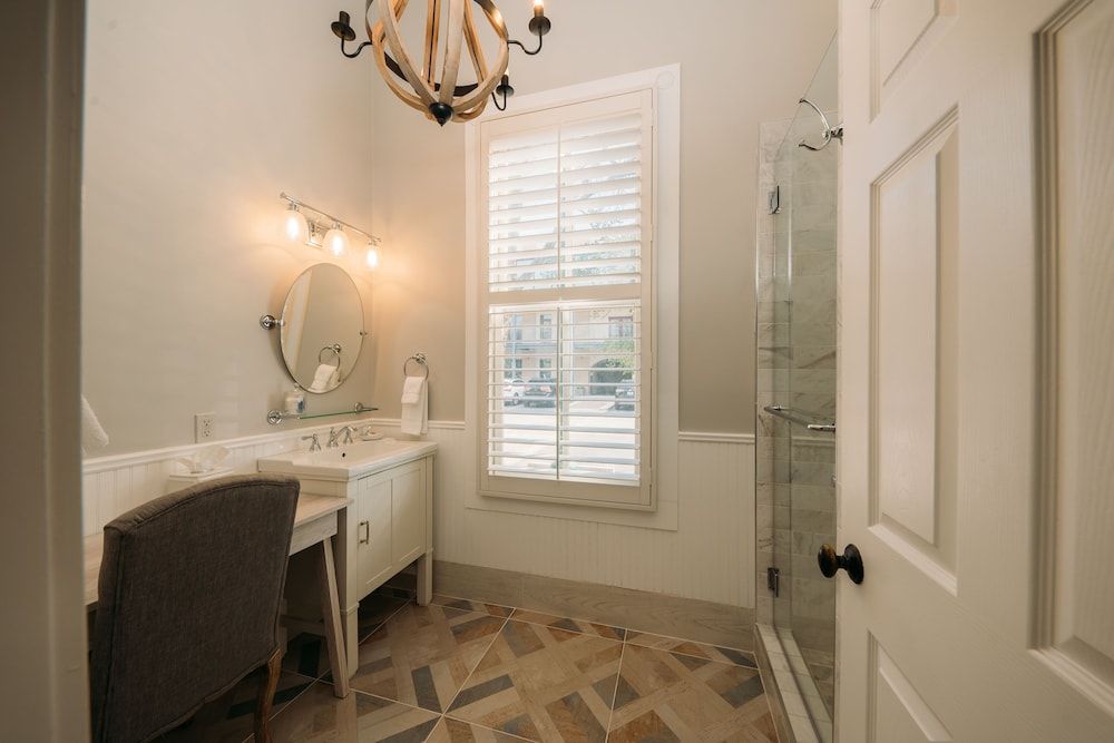 The Kendall Blanco House 2 2