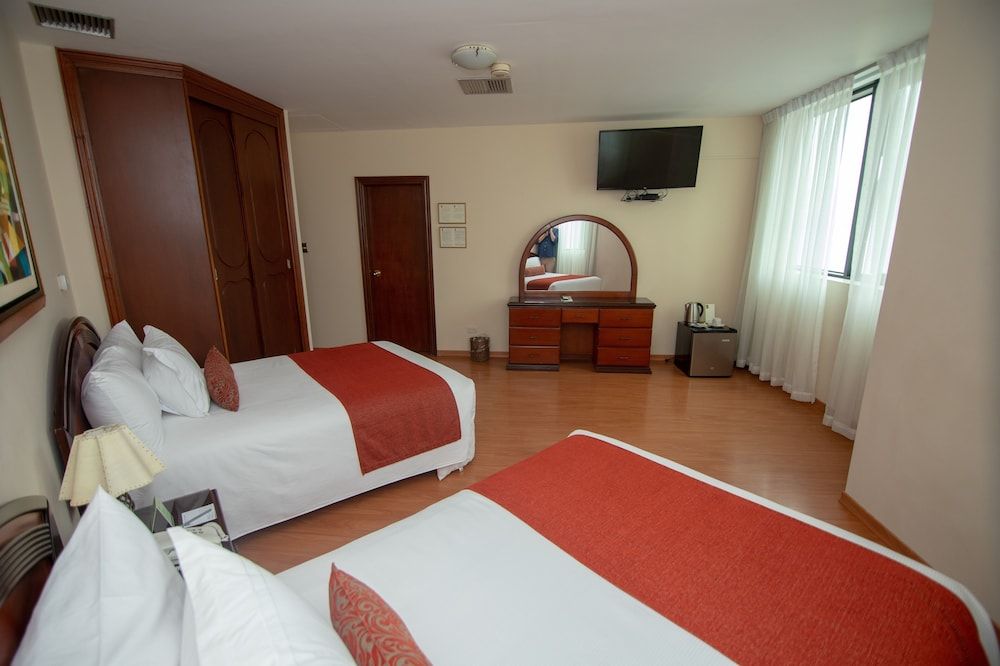 undefined Miraflores Colon Hotel 4