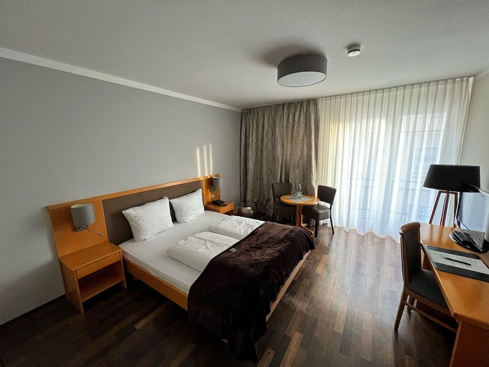undefined Hotel Prinz 4