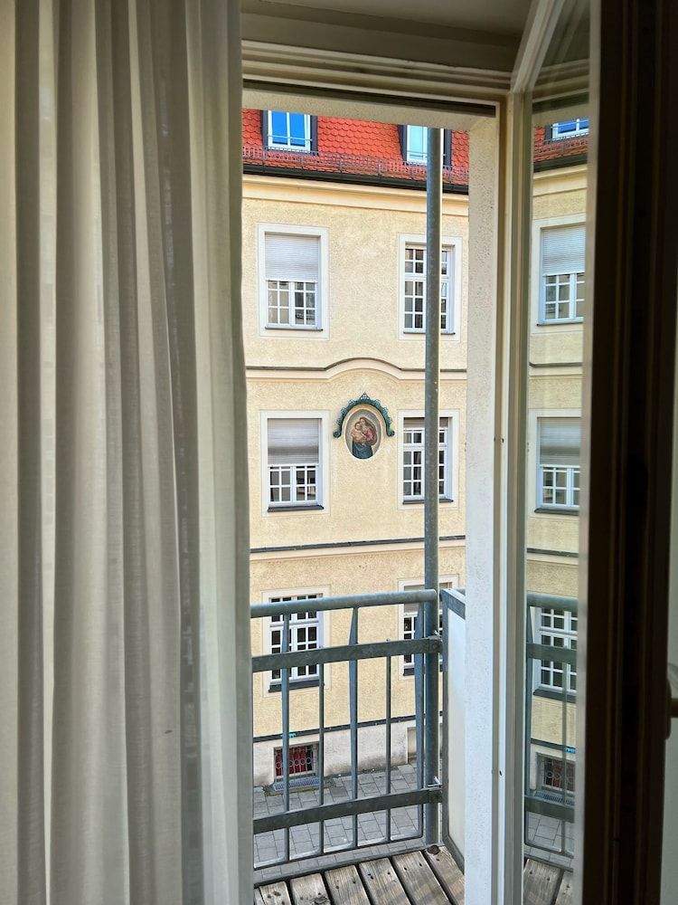 Hotel Prinz Double Room, 1 Queen Bed 28