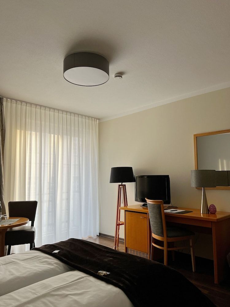 Hotel Prinz Double Room, 1 Queen Bed 24