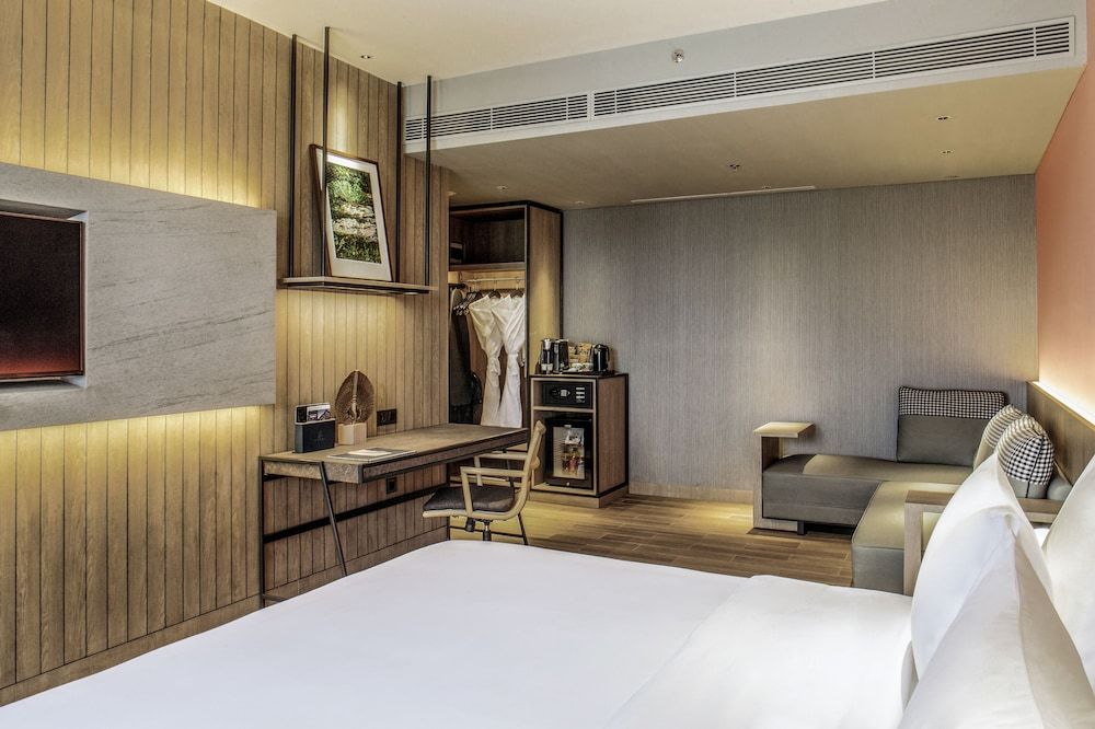 The Botanica Sanctuary Bogor Suite (Valley)