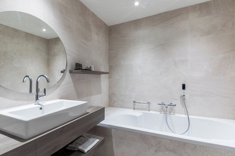 Van der Valk Hotel Leeuwarden Family Room, 2 Bedrooms 4