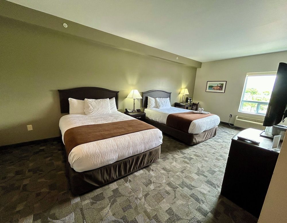 Midland Inn & Suites Extended Room, 2 Queen Beds