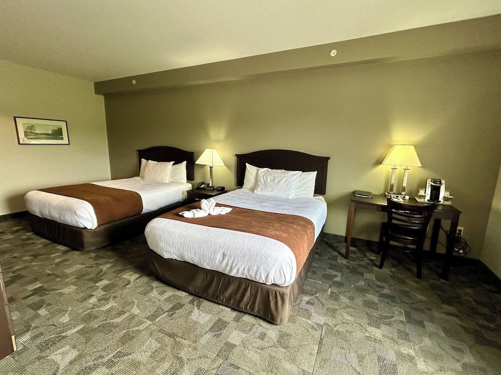 Midland Inn & Suites Extended Room, 2 Queen Beds 2