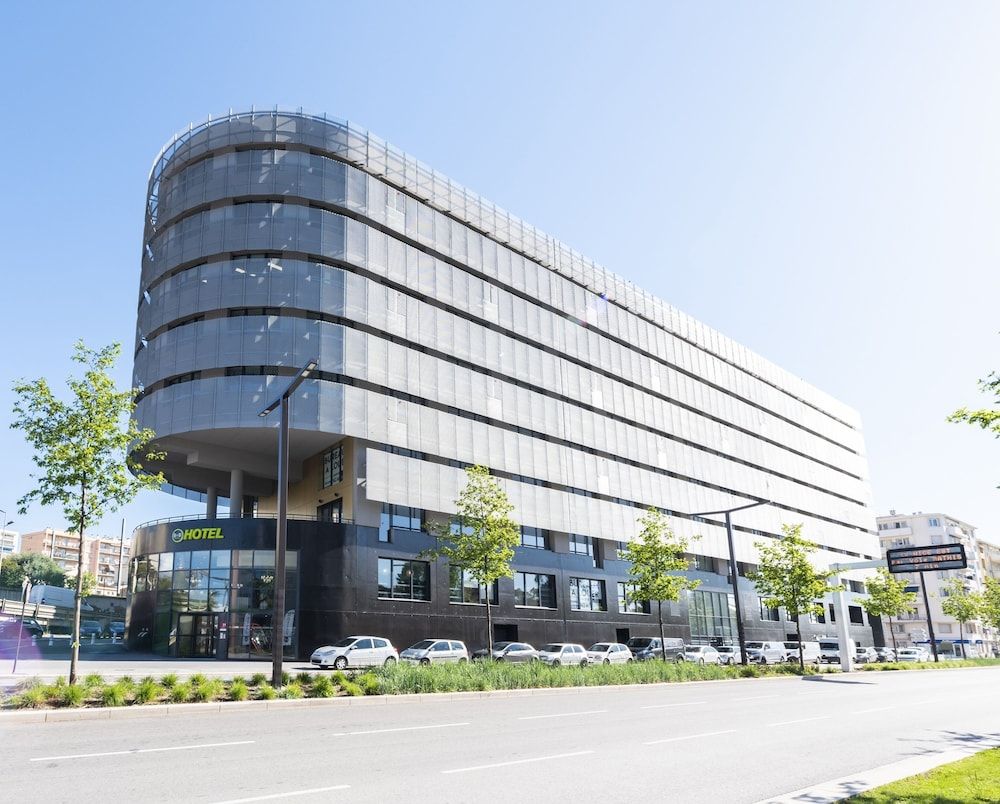 undefined B&B HOTEL Nice Aéroport 6