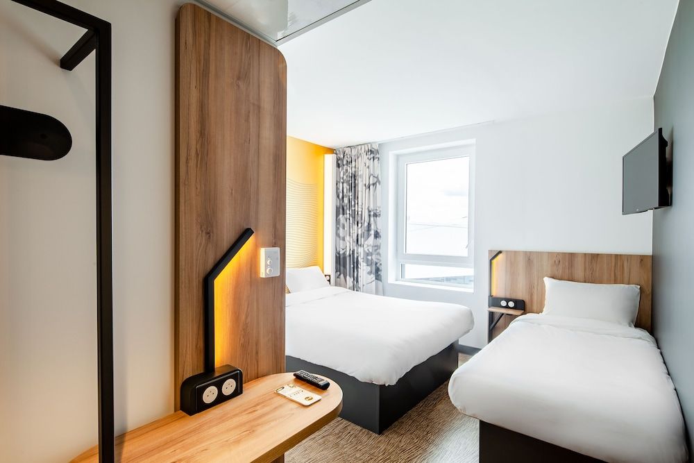 undefined B&B HOTEL Nice Aéroport 8