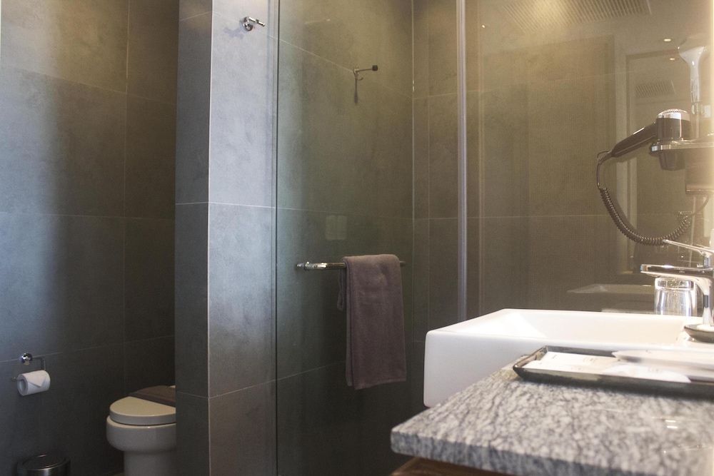 Kokoon Hotel Banyuwangi Deluxe Room, Balcony 5