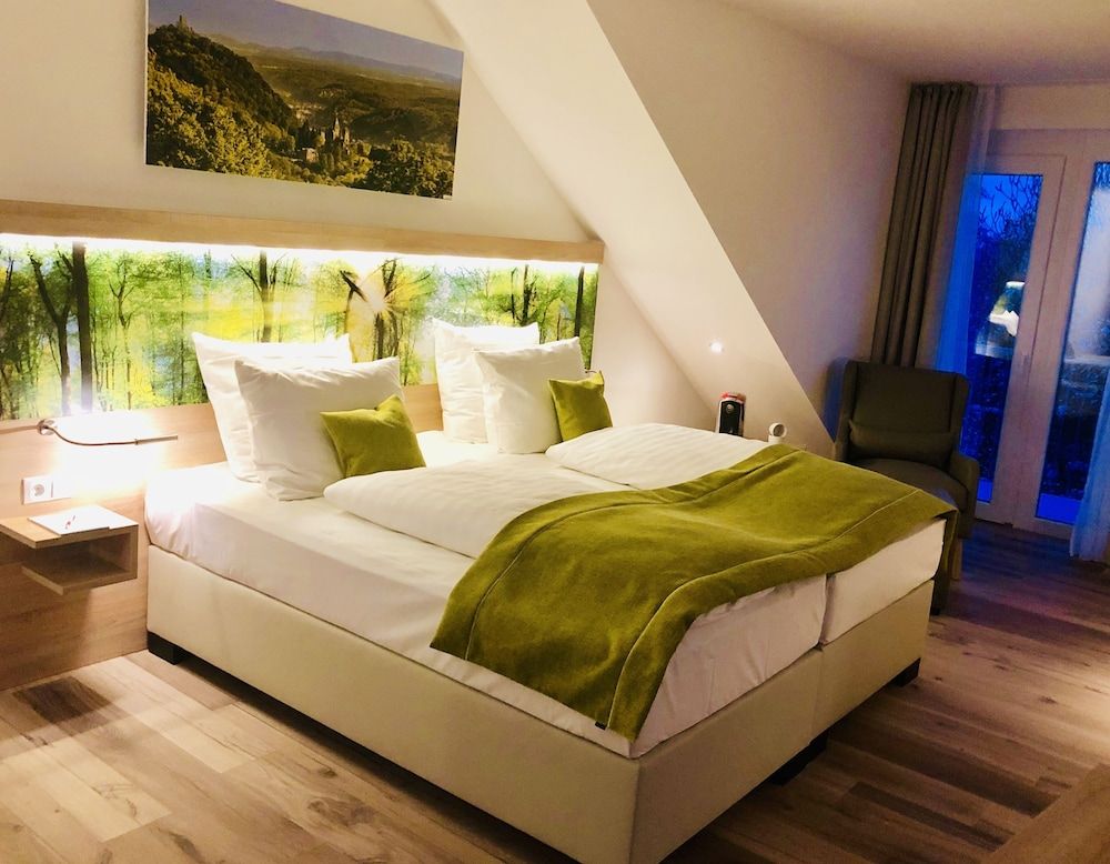 Four Stars by City Hotel Deluxe Double Room, Garden View