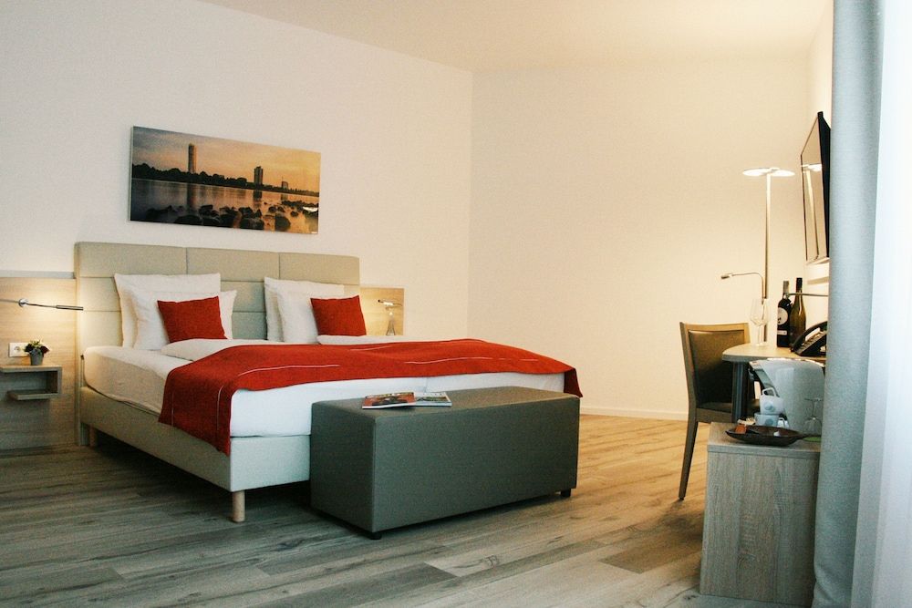 Four Stars by City Hotel Superior Double Room 2