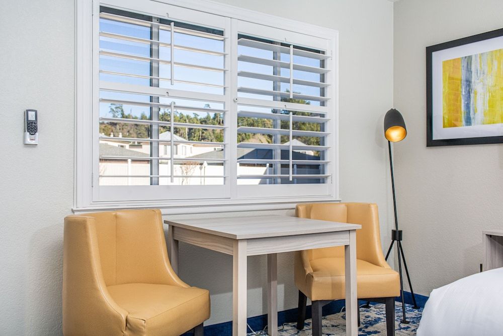 Creekside Inn Deluxe Room, 1 Queen Bed, Non Smoking 4