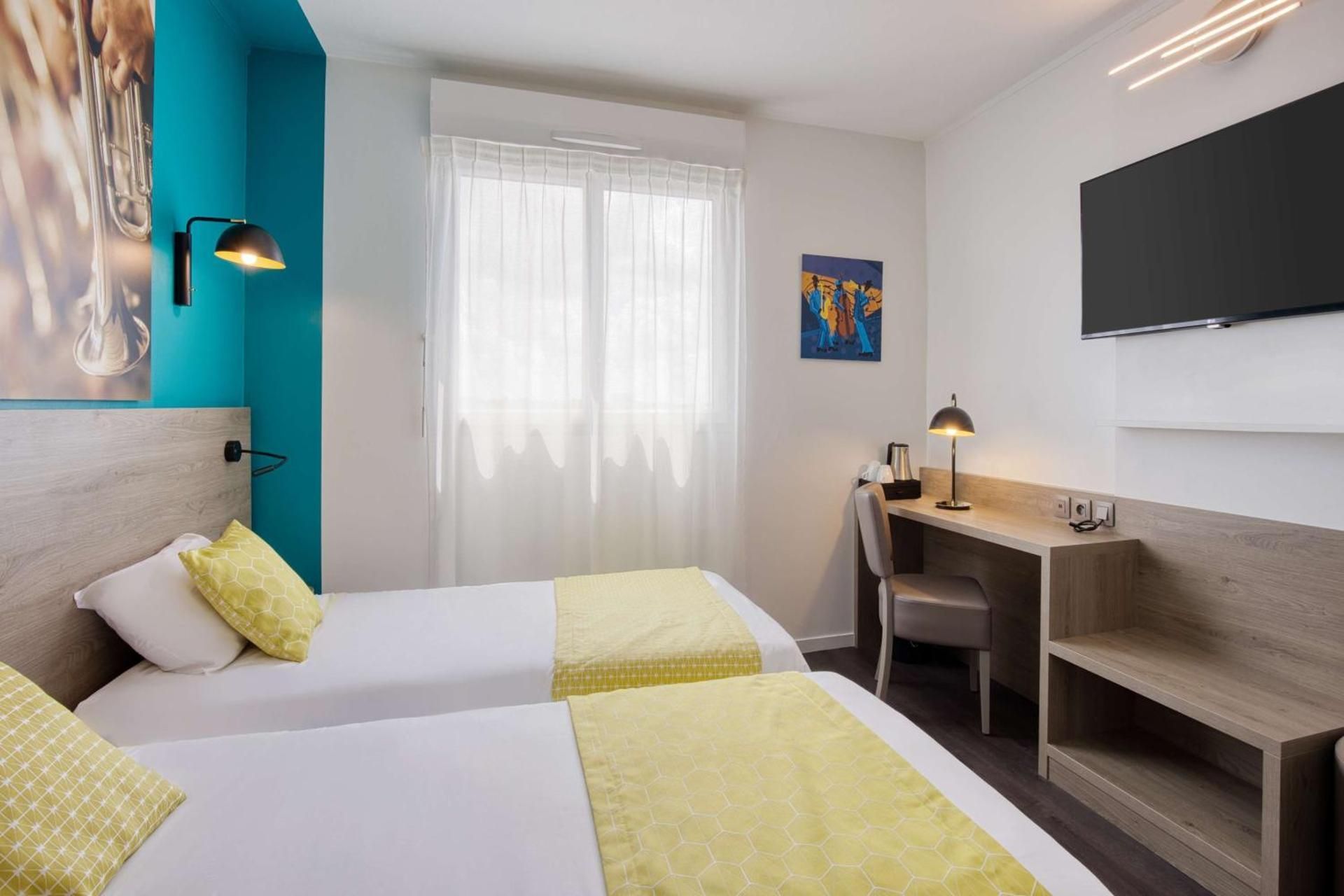 Comfort Twin Room - Non-Smoking