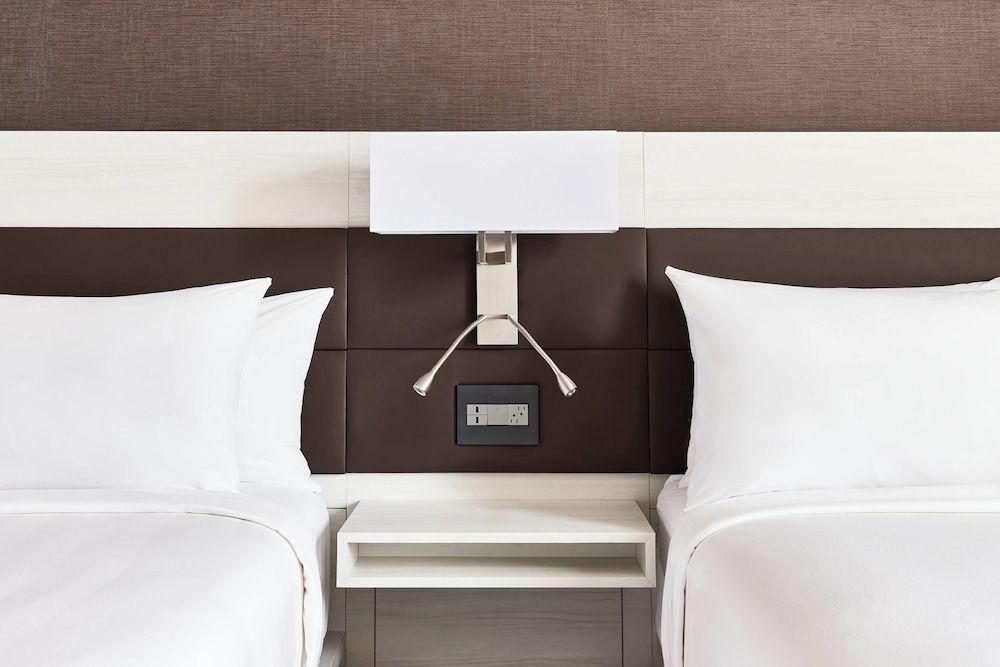 Room, 2 Queen Beds, Non Smoking