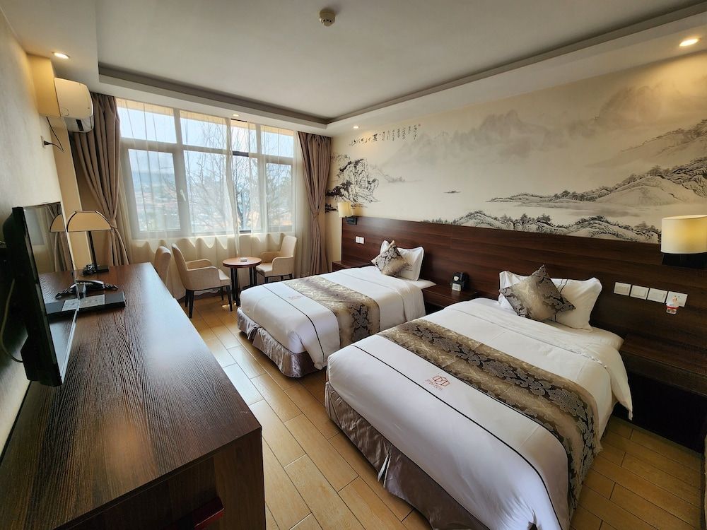 Dmall Hotel Deluxe Twin Room 2