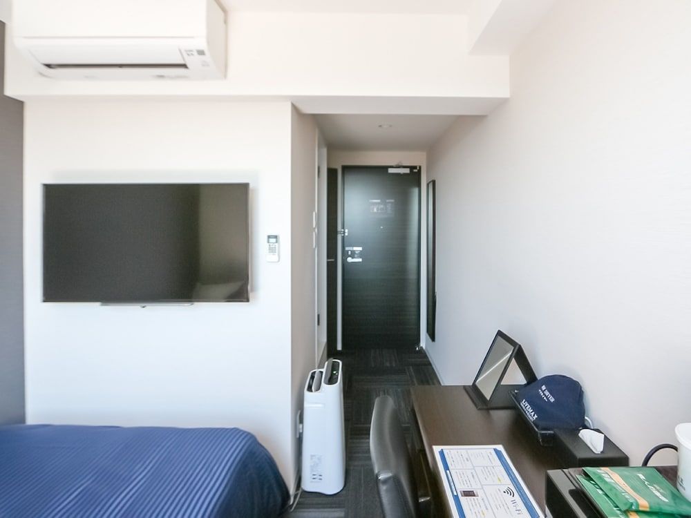 undefined Hotel Livemax Takadano Baba Station Square 8