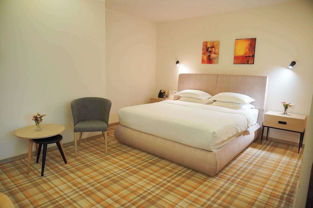 undefined Best Western Premier Batumi 8